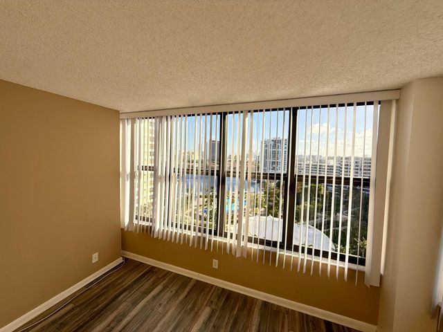 2500 Parkview Drive 1414, Hallandale Beach, FL 33009