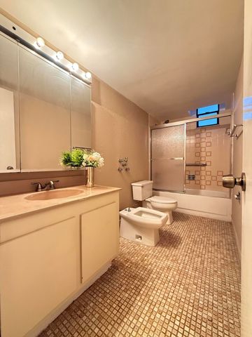 2500 Parkview Drive 1414, Hallandale Beach, FL 33009