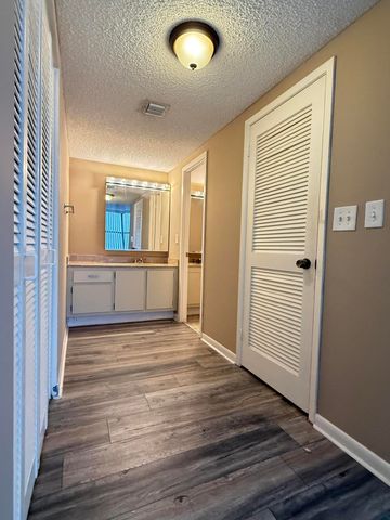 2500 Parkview Drive 1414, Hallandale Beach, FL 33009
