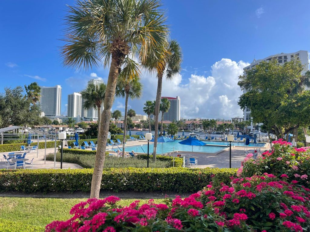 2500 Parkview Drive 1414, Hallandale Beach, FL 33009