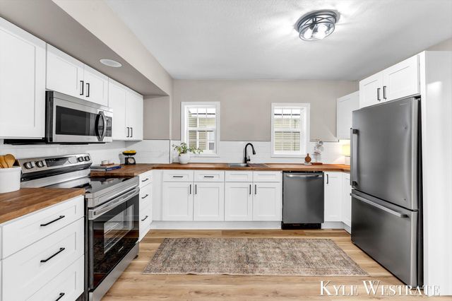 248 Matilda Street Ne, City Of Grand Rapids, MI 49503