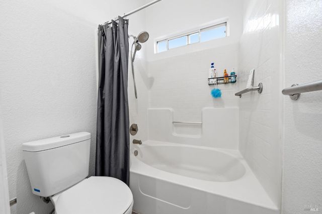 121 Gisela Dr, American Canyon, CA 94503