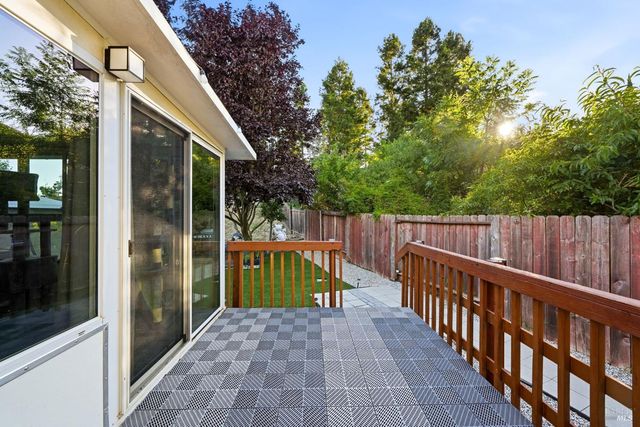 121 Gisela Dr, American Canyon, CA 94503