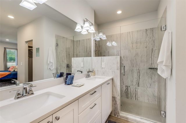 18814 Nicklaus DR, Leander, TX 78645