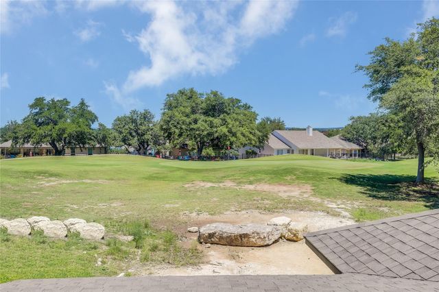 18814 Nicklaus DR, Leander, TX 78645