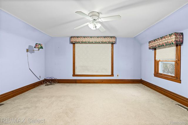 9710 Rattalee Lake Road, Springfield Charter Township, MI 48348