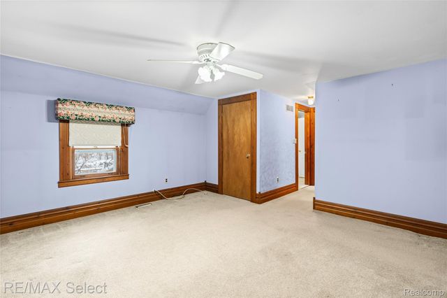 9710 Rattalee Lake Road, Springfield Charter Township, MI 48348