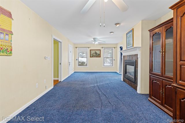 9710 Rattalee Lake Road, Springfield Charter Township, MI 48348