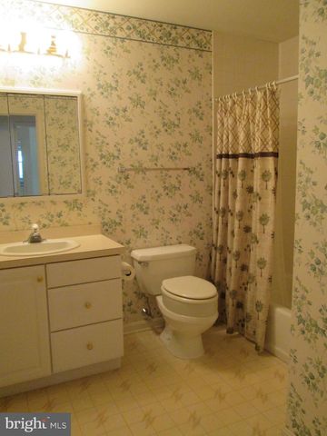 11 CLIFTON TERRACE, Carlisle, PA 17015