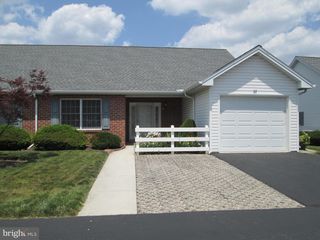 11 CLIFTON TERRACE, Carlisle, PA 17015