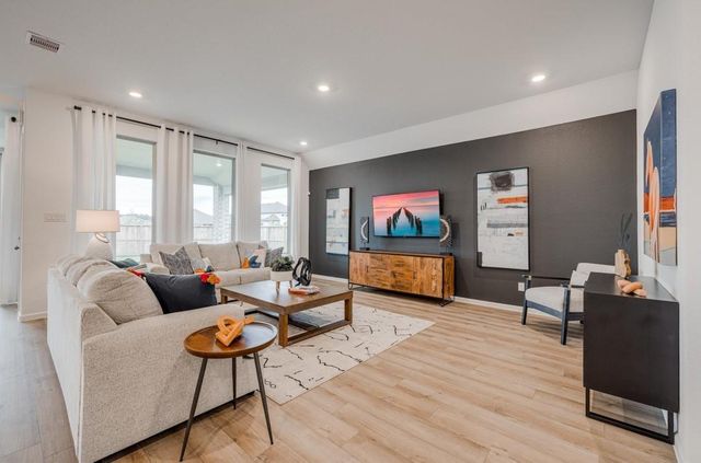 2820 Mackinac Bay Drive, Texas City, TX 77568