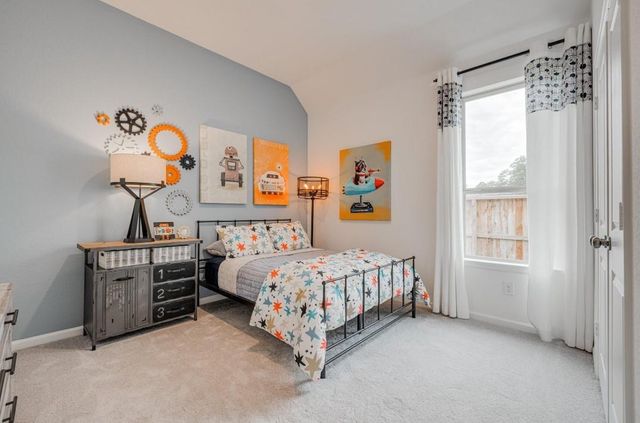 2820 Mackinac Bay Drive, Texas City, TX 77568