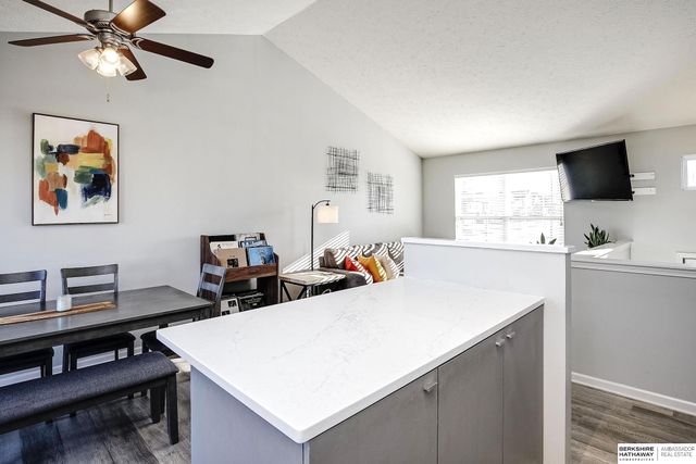 7520 N 110th Avenue, Omaha, NE 68142