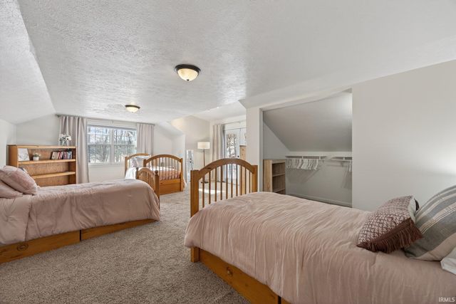 7505 E Kerr Creek Road, Bloomington, IN 47408