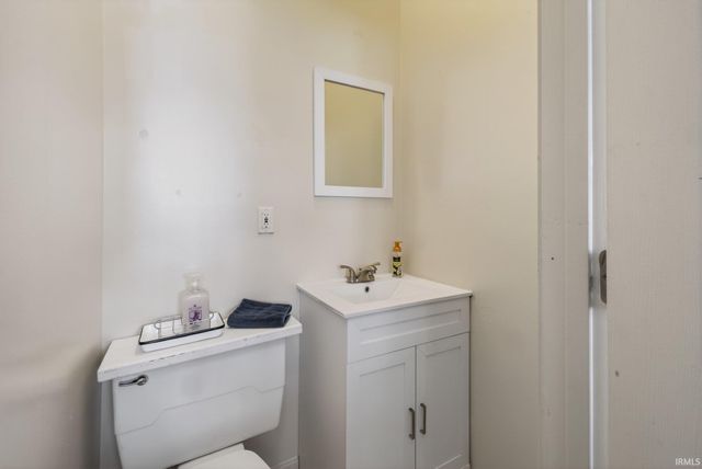 7505 E Kerr Creek Road, Bloomington, IN 47408