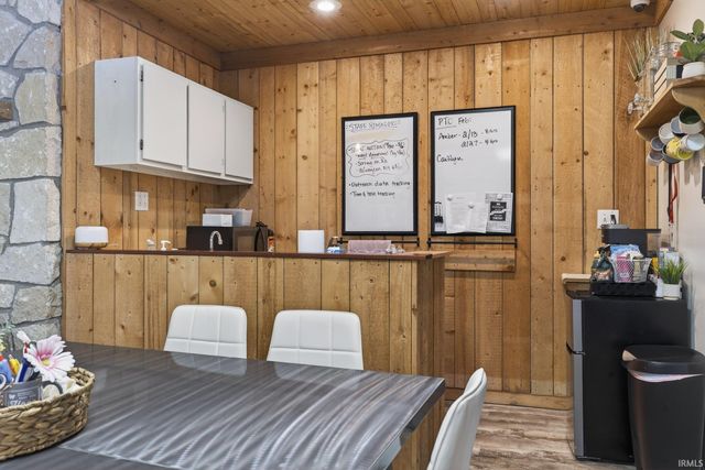 7505 E Kerr Creek Road, Bloomington, IN 47408