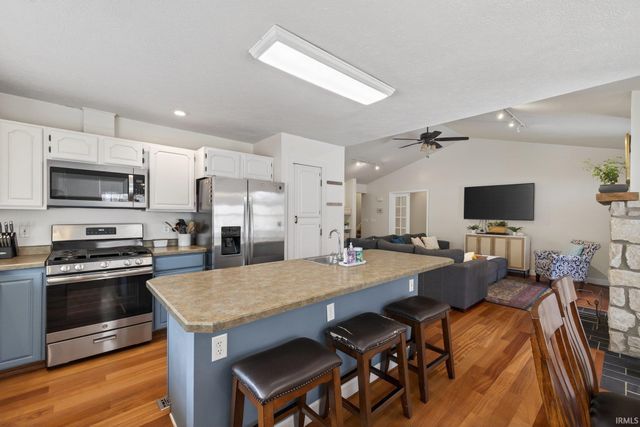7505 E Kerr Creek Road, Bloomington, IN 47408