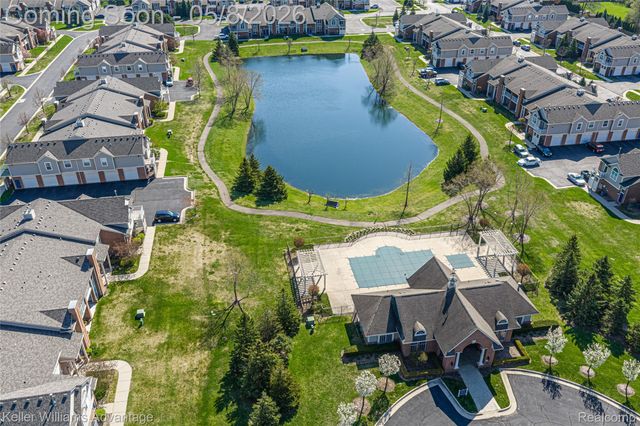 2185 Leighton Drive, Shelby Charter Township, MI 48317