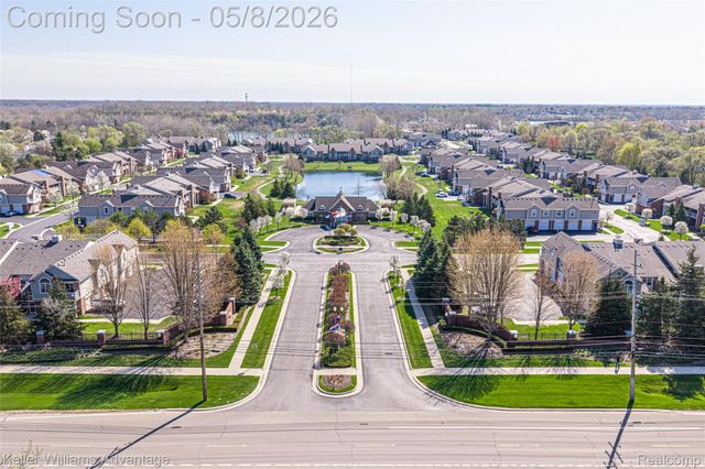 2185 Leighton Drive, Shelby Charter Township, MI 48317
