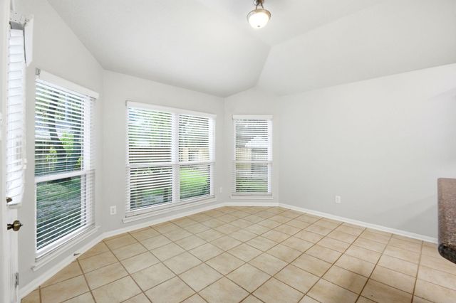 31710 Midlake Park, Conroe, TX 77385