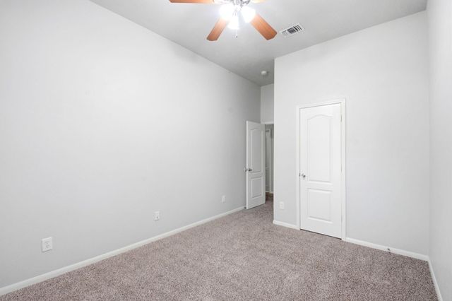 31710 Midlake Park, Conroe, TX 77385
