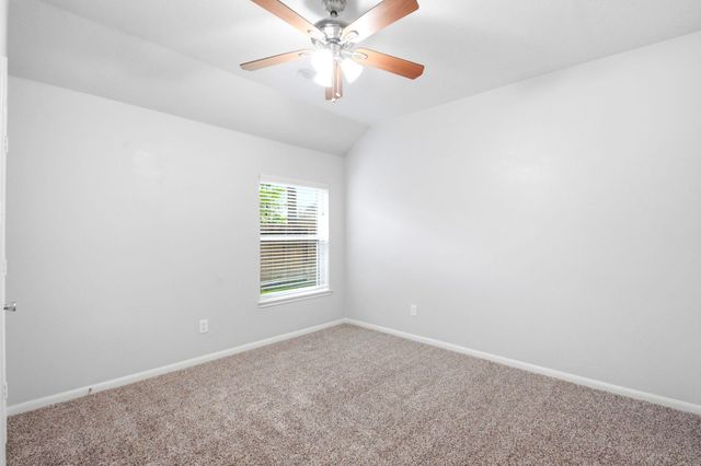 31710 Midlake Park, Conroe, TX 77385