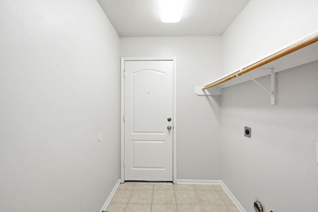 31710 Midlake Park, Conroe, TX 77385