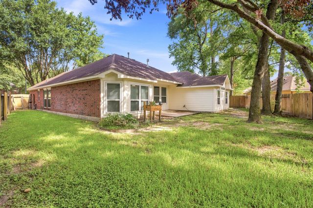 31710 Midlake Park, Conroe, TX 77385