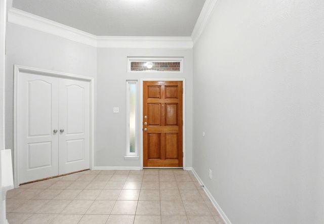 31710 Midlake Park, Conroe, TX 77385