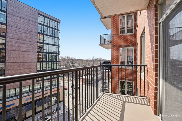 515 Main Street 507, Evanston, IL 60202