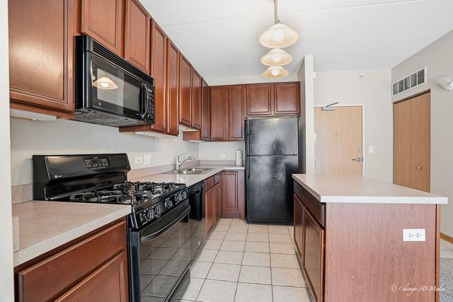 515 Main Street 507, Evanston, IL 60202