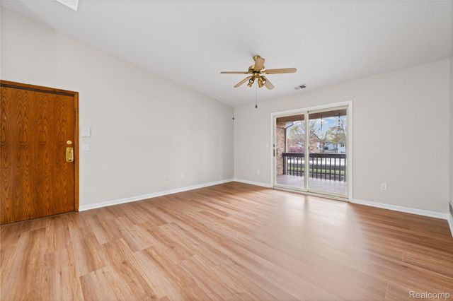 1284 Shoemaker Drive, Westland, MI 48185