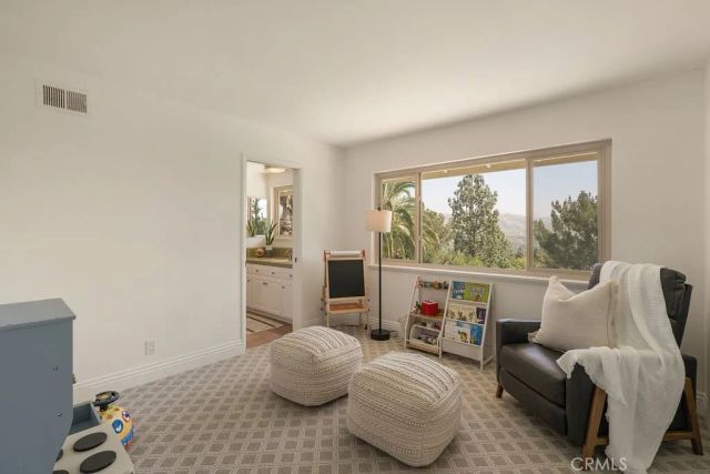 11042 Hunting Horn Drive, North Tustin, CA 92705