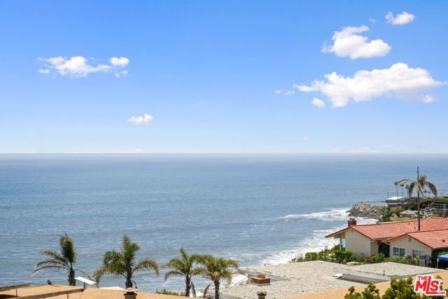 18103 Coastline Drive 8, Malibu, CA 90265