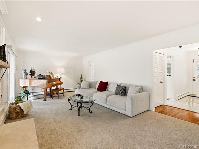 3309 Lake Drive, Fort Gratiot Charter Township, MI 48059