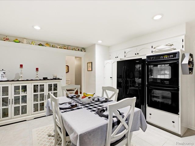 3309 Lake Drive, Fort Gratiot Charter Township, MI 48059