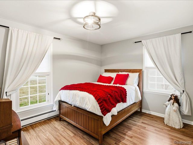 3309 Lake Drive, Fort Gratiot Charter Township, MI 48059