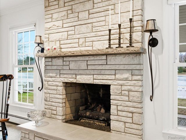 3309 Lake Drive, Fort Gratiot Charter Township, MI 48059