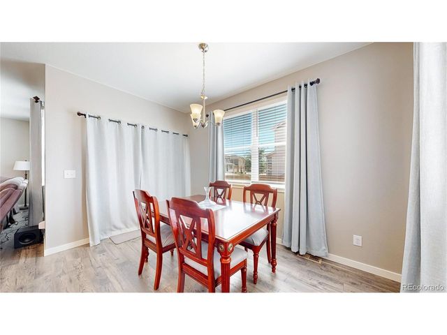 2122 Pineywoods St, Mead, CO 80542