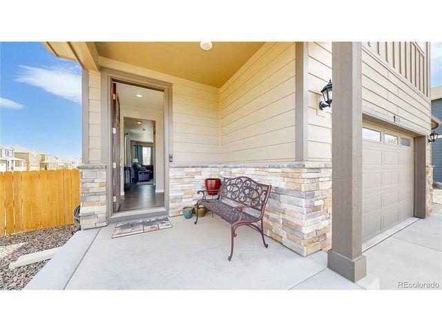 2122 Pineywoods St, Mead, CO 80542