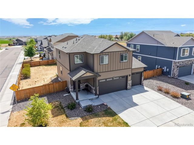 2122 Pineywoods St, Mead, CO 80542