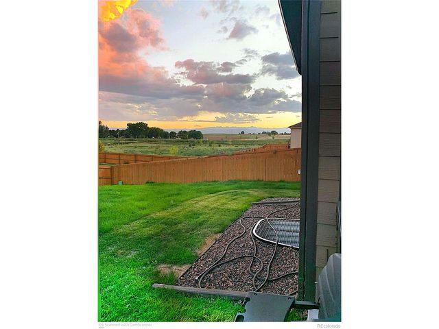 2122 Pineywoods St, Mead, CO 80542