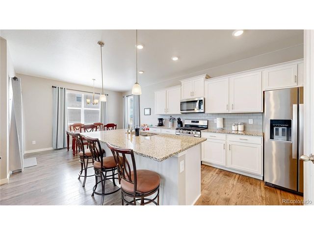 2122 Pineywoods St, Mead, CO 80542