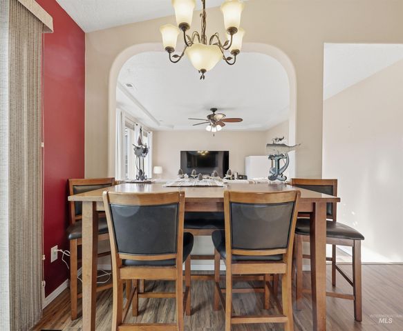 16460 Coral Drive, Nampa, ID 83687