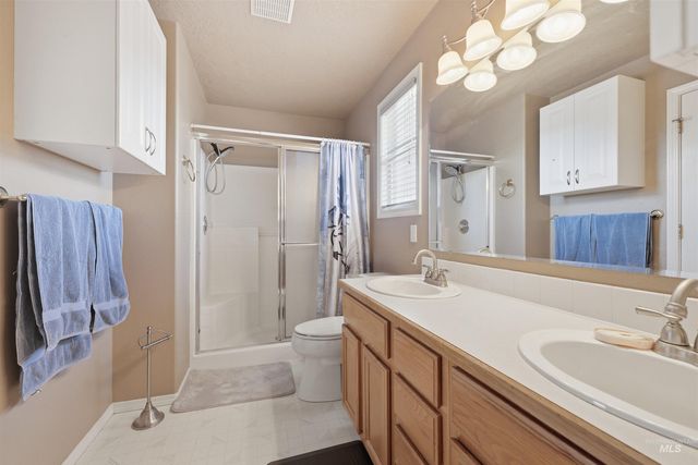 16460 Coral Drive, Nampa, ID 83687