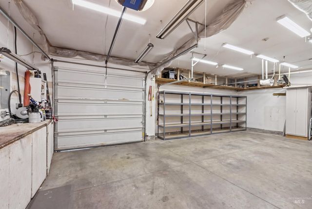 16460 Coral Drive, Nampa, ID 83687