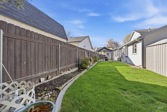 16460 Coral Drive, Nampa, ID 83687