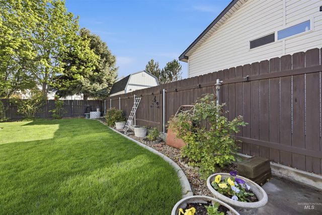 16460 Coral Drive, Nampa, ID 83687