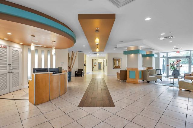 470 3RD STREET S 205, St Petersburg, FL 33701