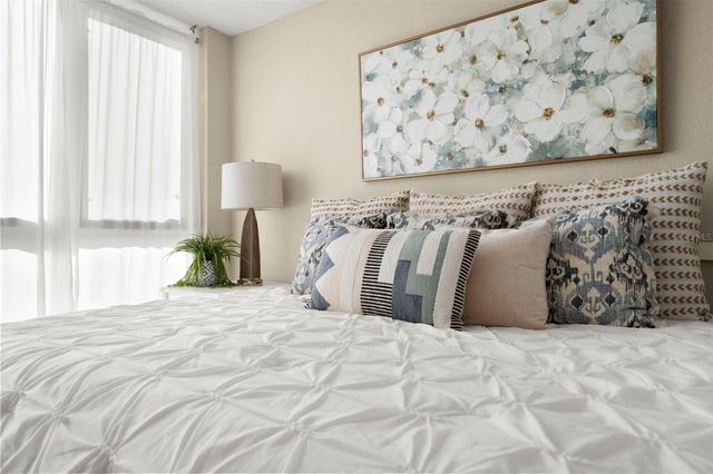 470 3RD STREET S 205, St Petersburg, FL 33701